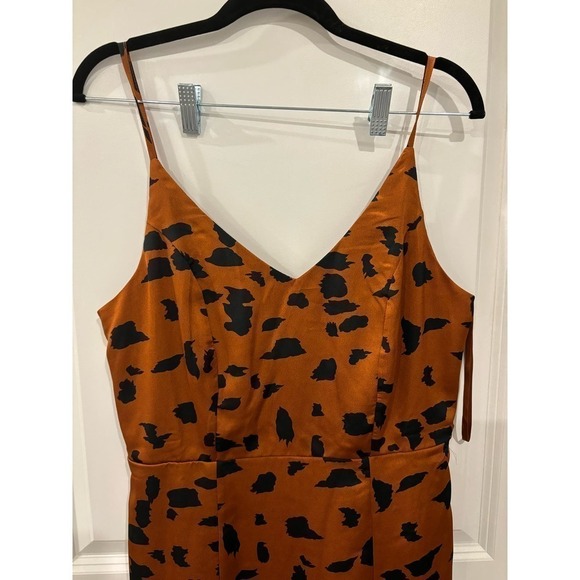 NWT MIDI Cheetah Print Dress - Picture 3 of 6